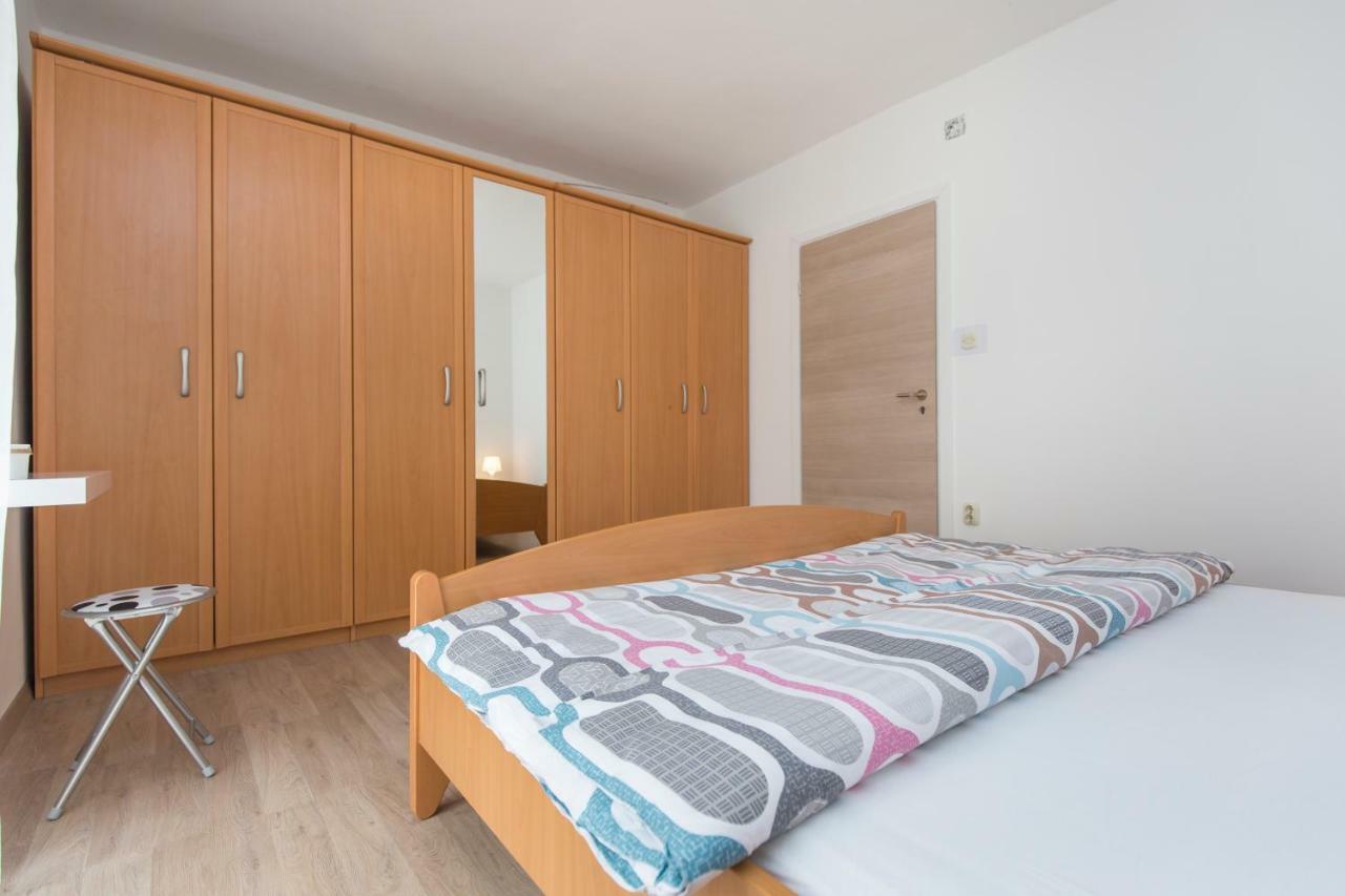 Basanni Apartment ลาบิน ภายนอก รูปภาพ